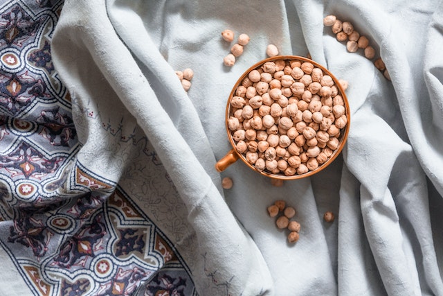 Raw chickpeas in a bowl